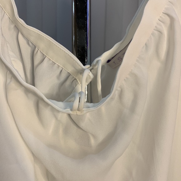 1.STATE Cold-Shoulder Blouse Size M New. NWOT - Picture 5 of 8